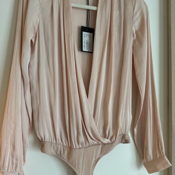 Paige Satin Sevilla Bodysuit in Cream Tan Size XS NWT - Picture 4 of 6